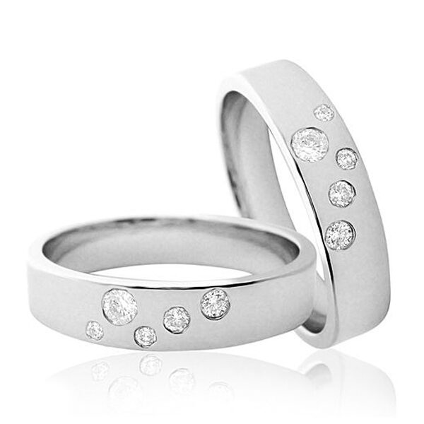 1-carat-five-stone-diamond-scattered-wedding-ring-band-for-men-14k-white-gold-ignite-gems-canada-DR4243G-20
